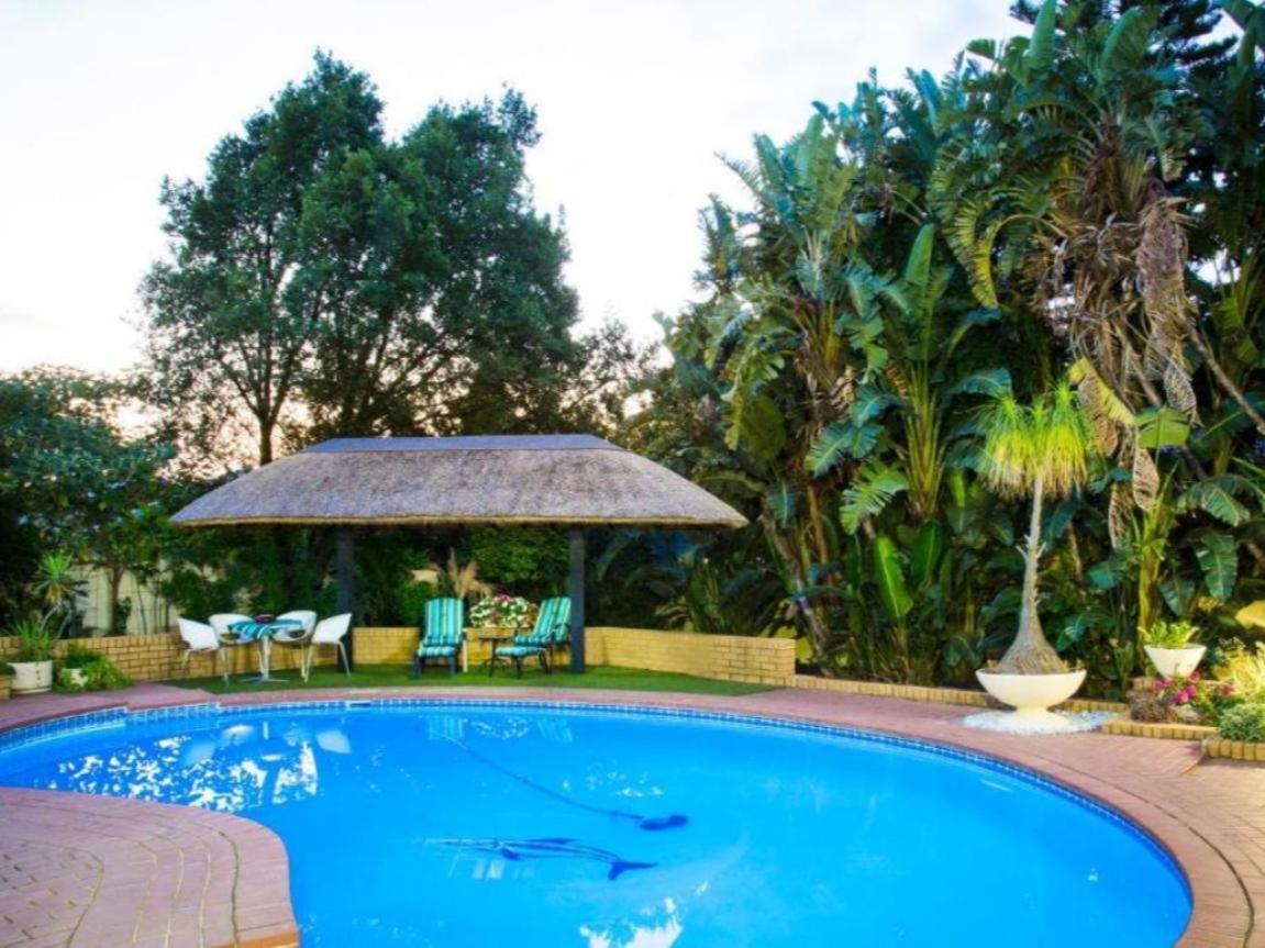 Sollunaa Guesthouse Sandton Bagian luar foto